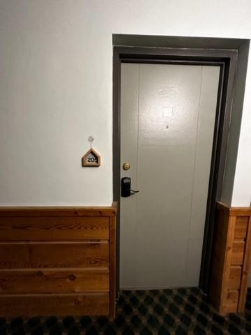 Valued Stay Aloha Мадисън Екстериор снимка